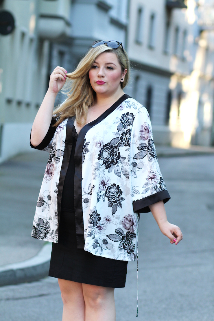 Curvy Kimono – Outfit