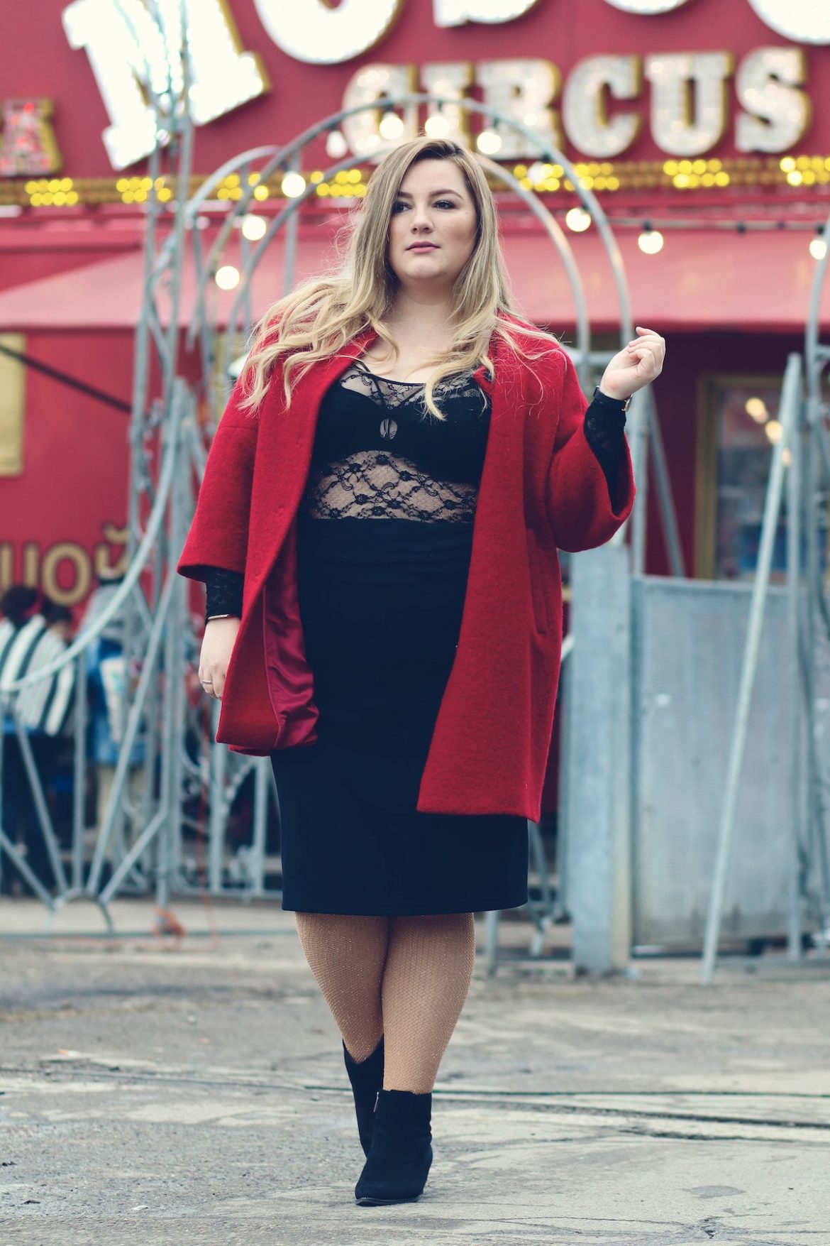 Like a Circus // Plus Size Look "Britney Spears inspired"