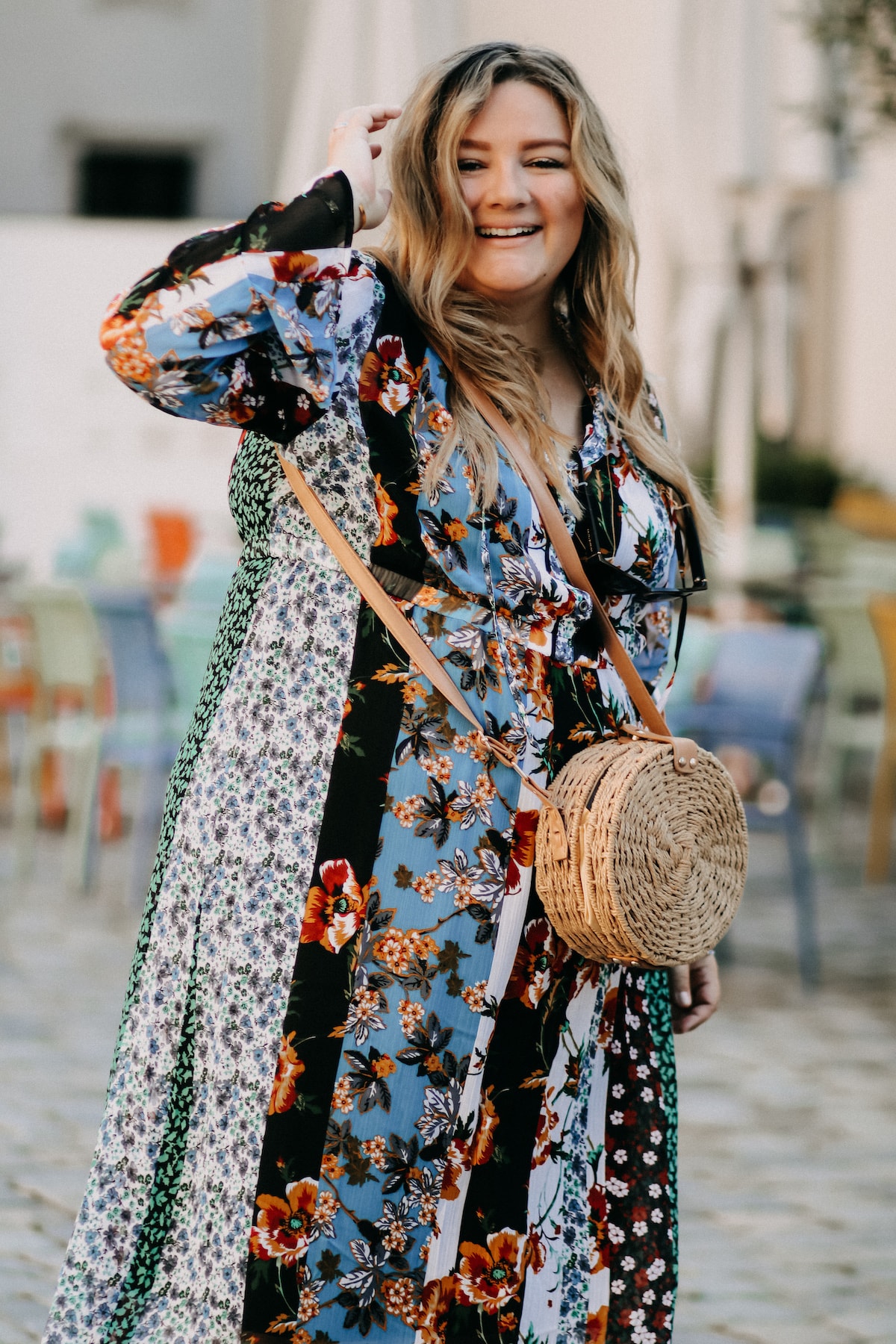 Flower Power & Business Look